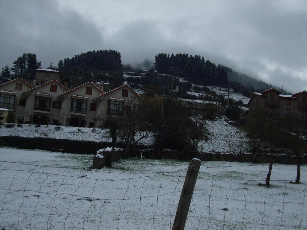 La Anjana Ojedo Hotel Potes Bagian luar foto